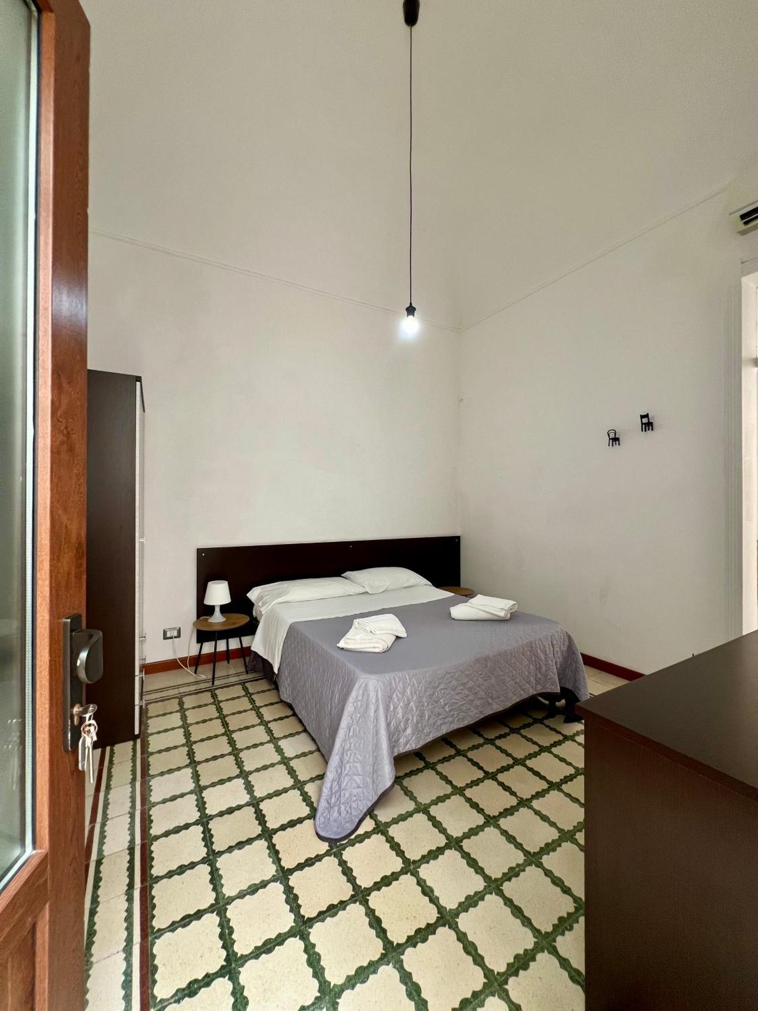 Cortile Bassi 185 Apartment Trapani Exterior photo